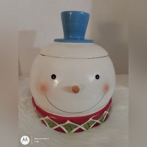 Magic Snowman Cookie Jar.
